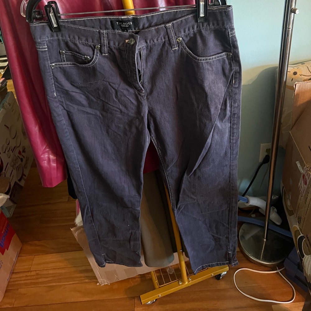 Talbots size 10, ankle length, zip front. EUC